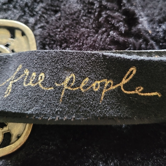 FREE PEOPLE Black Suade Leather  Belt with Ornate Brushed Gold Buckle. NWT. - Picture 5 of 8